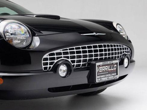 Used 2002 Ford Thunderbird image 21
