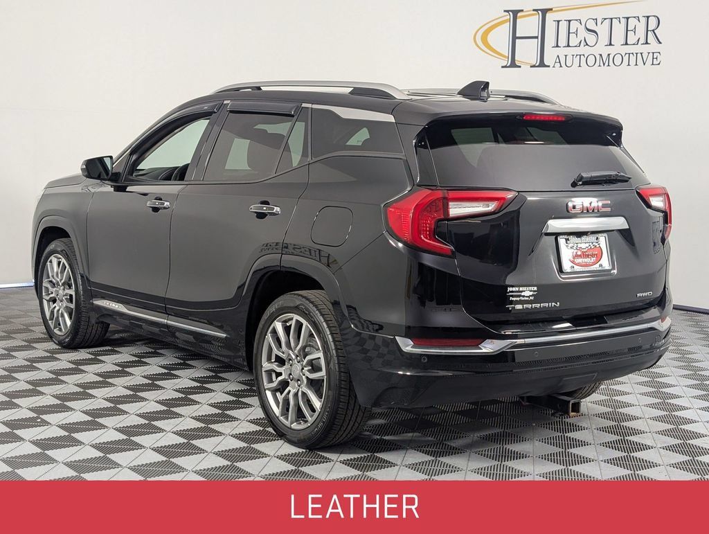 Certified 2022 GMC Terrain Denali AWD/4WD image 5