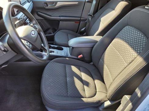 Used 2024 Ford Escape Active image 18