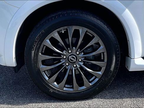 Used 2022 Nissan Armada Platinum AWD/4WD image 34