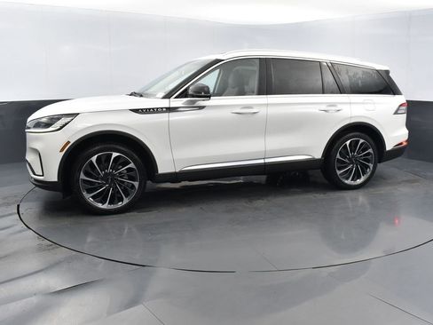 New 2025 Lincoln Aviator Reserve w/ Equipment Group 201A image 5