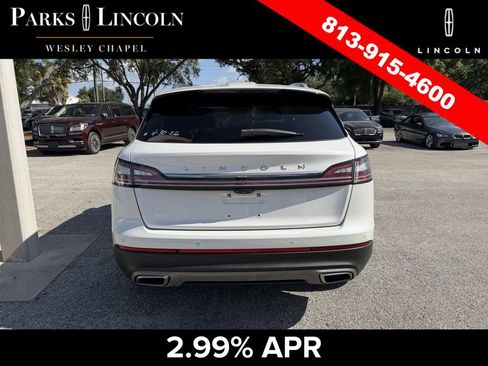 Used 2022 Lincoln Nautilus FWD image 9