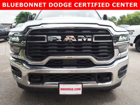 Used 2025 RAM 2500 Tradesman image 3