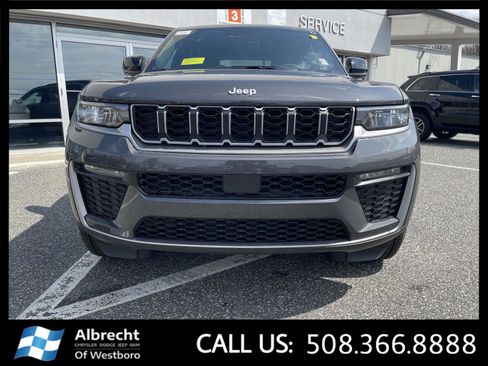 New 2026 Jeep Grand Cherokee Limited image 8