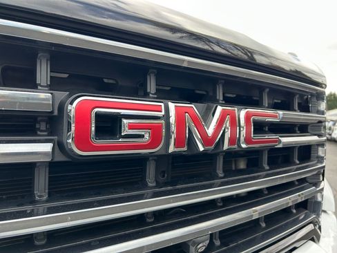 Used 2022 GMC Sierra 2500 AT4 w/ AT4 Premium Plus Package AWD/4WD image 34