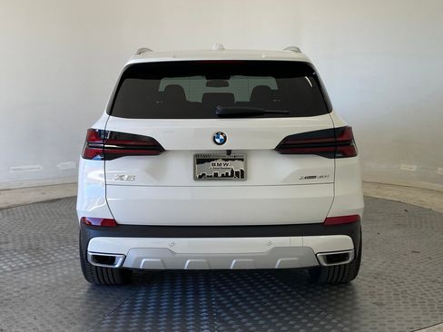 New 2026 BMW X5 xDrive40i AWD/4WD image 10