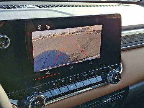 New 2025 GMC Canyon AT4 w/ Nightfall Edition AWD/4WD image 14