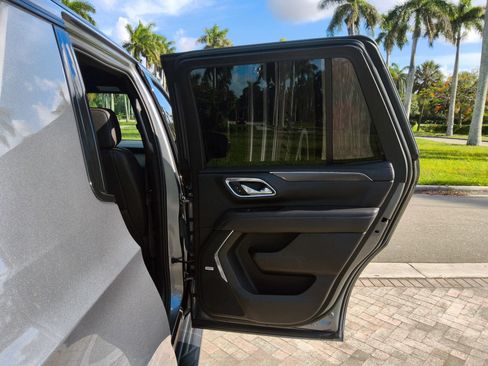 Used 2021 Chevrolet Tahoe RST RWD image 37