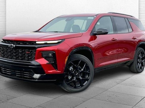 New 2026 Chevrolet Traverse RS image 2
