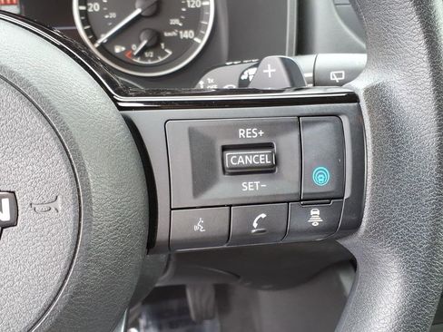 Certified 2023 Nissan Rogue SV AWD/4WD image 27