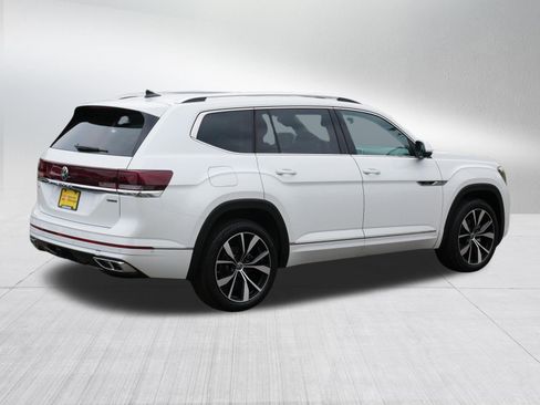 Certified 2026 Volkswagen Atlas SEL Premium R-Line AWD/4WD image 7
