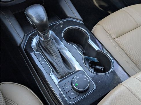 Used 2022 Chevrolet Blazer Premier image 16