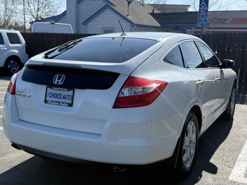 Used 2011 Honda Crosstour EX-L image 5