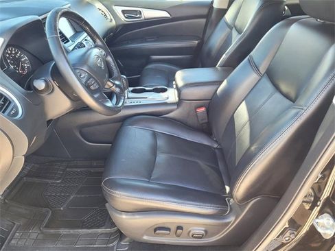 Used 2019 Nissan Pathfinder SL image 14