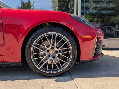 New 2025 Porsche Panamera image 11