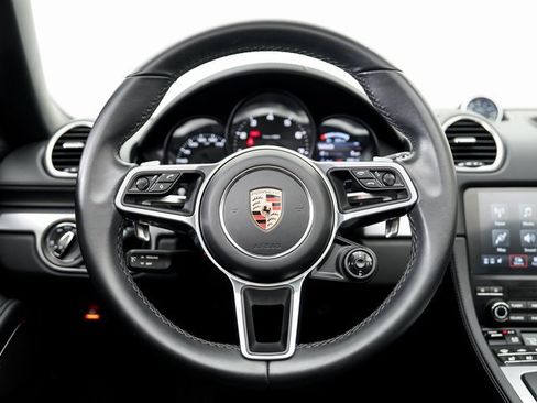 Used 2025 Porsche 718 Boxster image 13