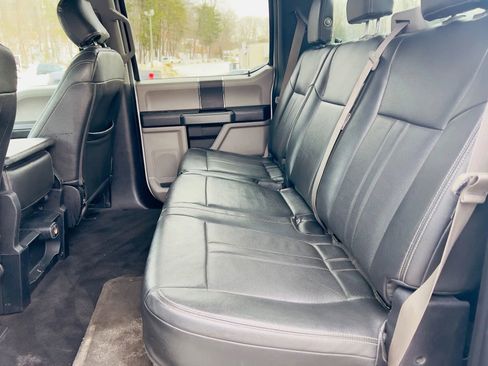 Used 2015 Ford F150 XLT w/ Trailer Tow Package image 23