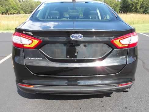 Used 2015 Ford Fusion SE FWD image 35