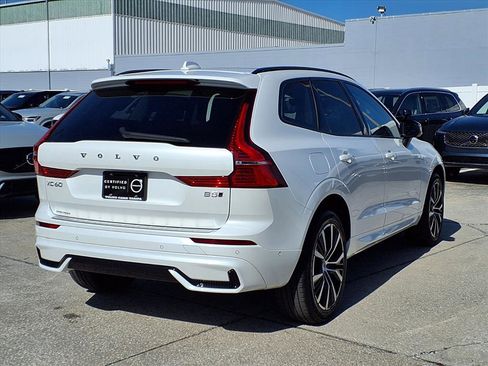 Certified 2024 Volvo XC60 B5 Plus w/ Protection Package Premier image 7