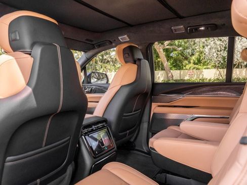 Used 2025 Cadillac Escalade IQ Sport 2 AWD/4WD image 21