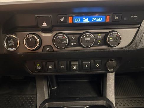 Used 2023 Toyota Tacoma TRD Off-Road w/ TRD Premium Off Road Package AWD/4WD image 9