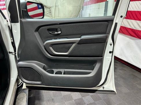Used 2015 Nissan Titan SV w/ SV Value Truck Package image 13