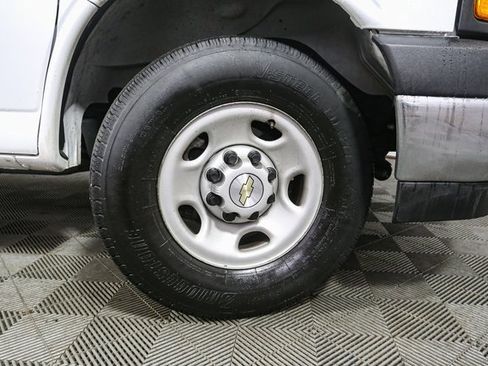 Used 2024 Chevrolet Express 2500 image 13