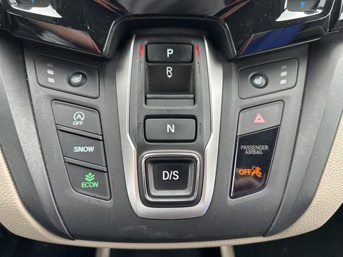 Used 2024 Honda Odyssey EX image 25