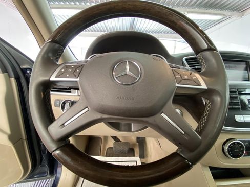 Used 2015 Mercedes-Benz ML 350 4MATIC image 27