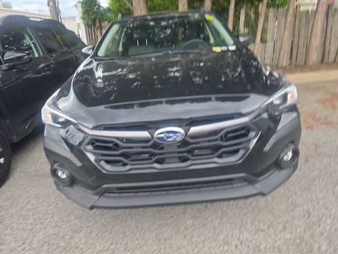 Used 2024 Subaru Crosstrek 2.0i Premium AWD/4WD image 3