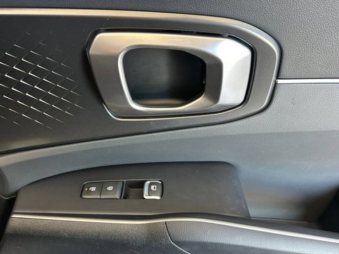 Certified 2026 Kia Sorento LX FWD image 20