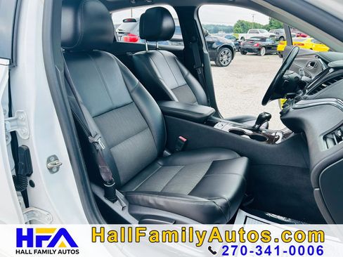 Used 2014 Chevrolet Impala LT w/ Convenience Package FWD image 18