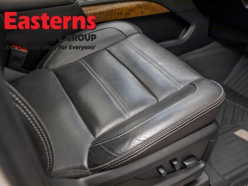 Used 2020 GMC Yukon Denali w/ Denali Ultimate Package AWD/4WD image 41