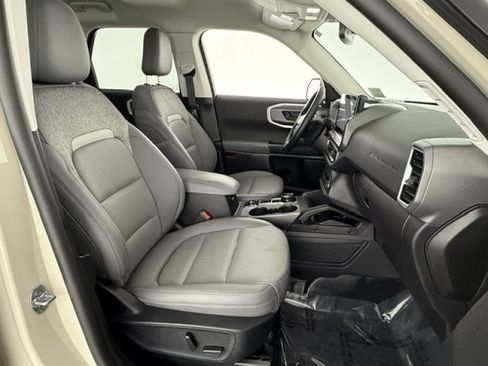 Certified 2025 Ford Bronco Sport Badlands AWD/4WD image 18
