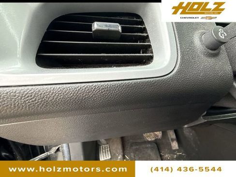 Certified 2017 Chevrolet Equinox Premier w/ Enhanced Convenience Package image 18