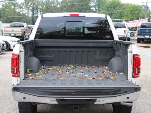 Used 2017 Ford F150 Lariat w/ Equipment Group 502A Luxury image 7