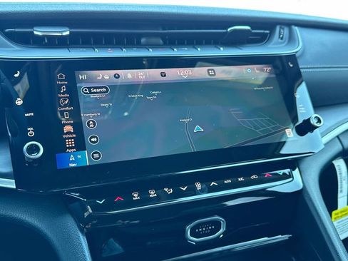 New 2026 Jeep Grand Cherokee Altitude image 16