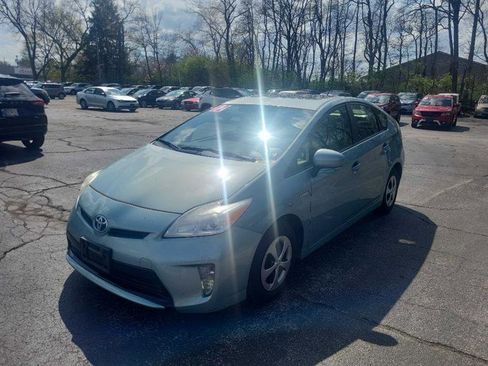 Used 2012 Toyota Prius Two image 1