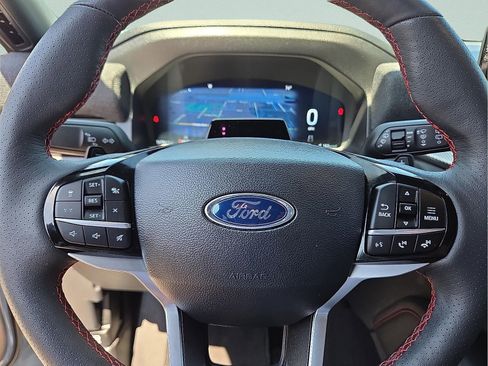 Used 2025 Ford Explorer ST image 24