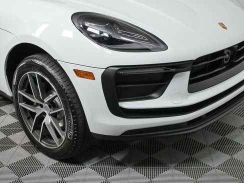 Certified 2026 Porsche Macan Turbo AWD/4WD image 36