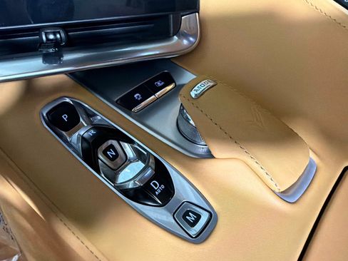 Used 2021 Chevrolet Corvette Stingray Premium Cpe w/ Z51 Performance Package image 34