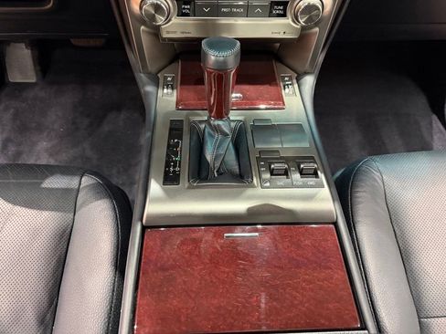 Used 2014 Lexus GX 460 w/ Premium Package AWD/4WD image 48