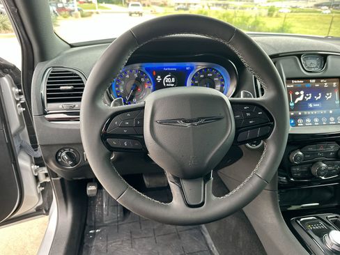 Used 2023 Chrysler 300 S image 14