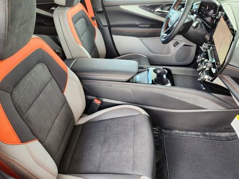 New 2026 Chevrolet Blazer EV SS image 22