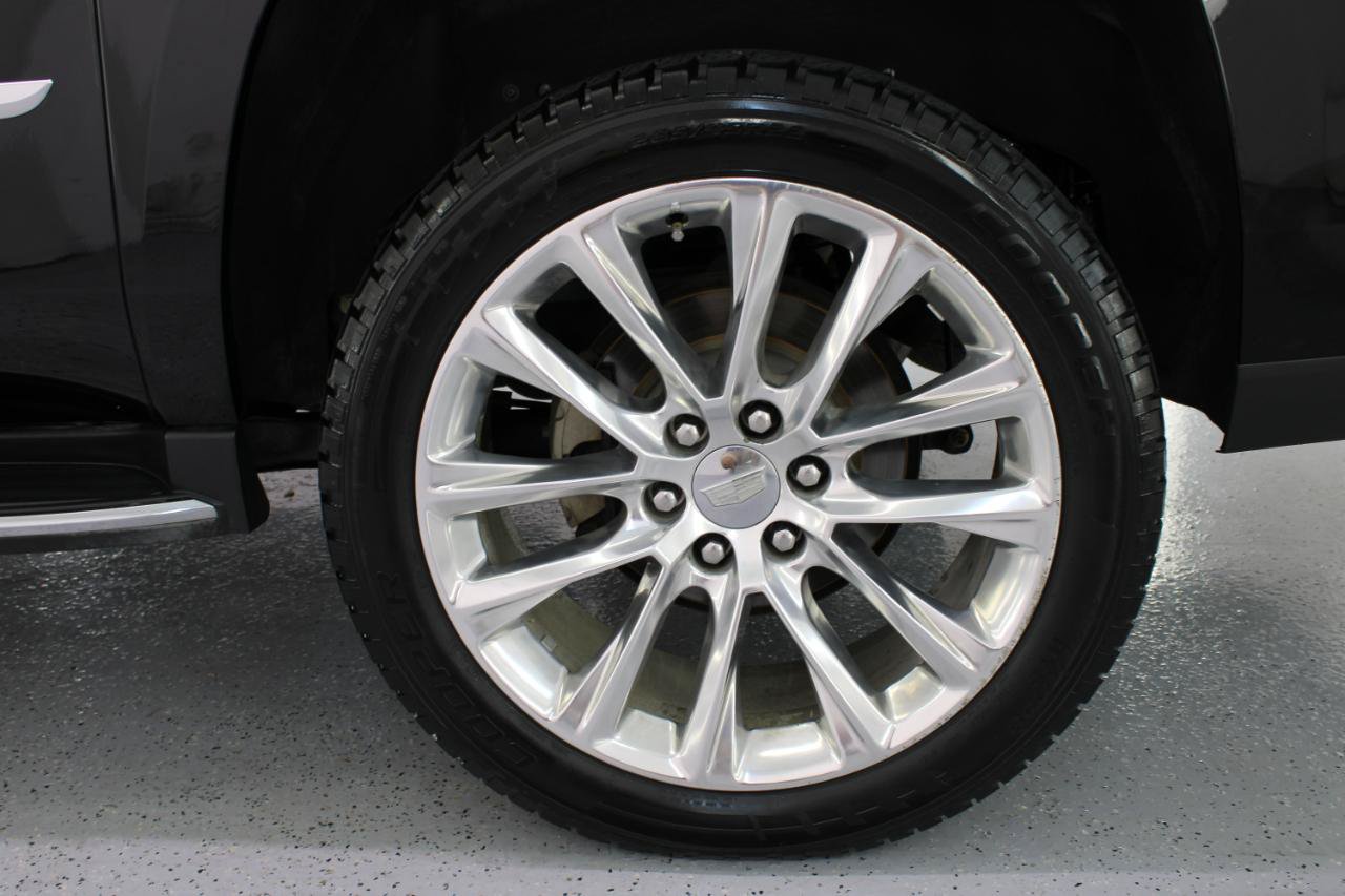Used 2019 Cadillac Escalade ESV Luxury RWD image 86