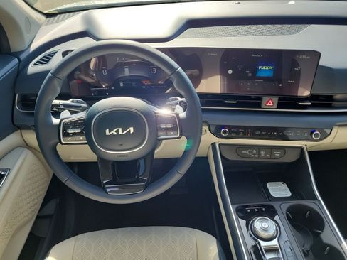 New 2026 Kia Carnival EX FWD image 19