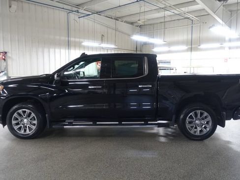 Used 2022 Chevrolet Silverado 1500 High Country w/ LPO, Dark Essentials Package AWD/4WD image 4