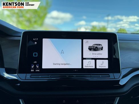 Used 2025 Volkswagen Atlas SE AWD/4WD image 30
