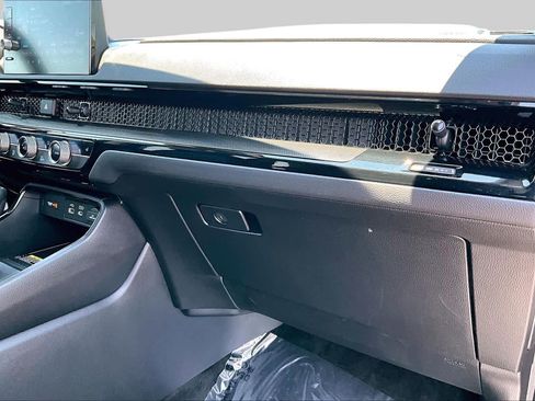 Used 2025 Honda CR-V EX-L image 18