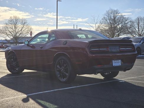 Used 2023 Dodge Challenger SXT w/ Blacktop Package image 13